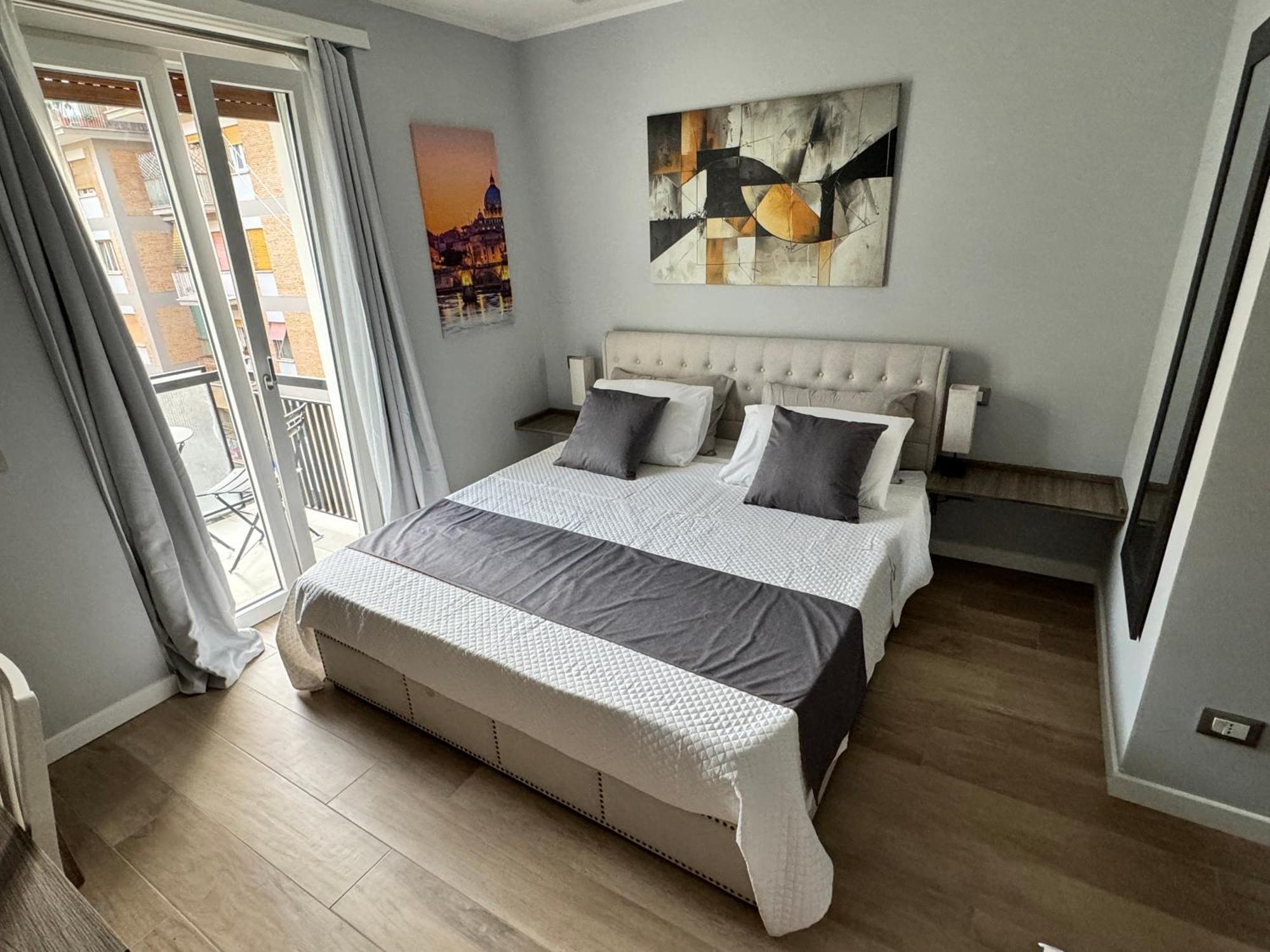 Отель Niky House Roma Экстерьер фото