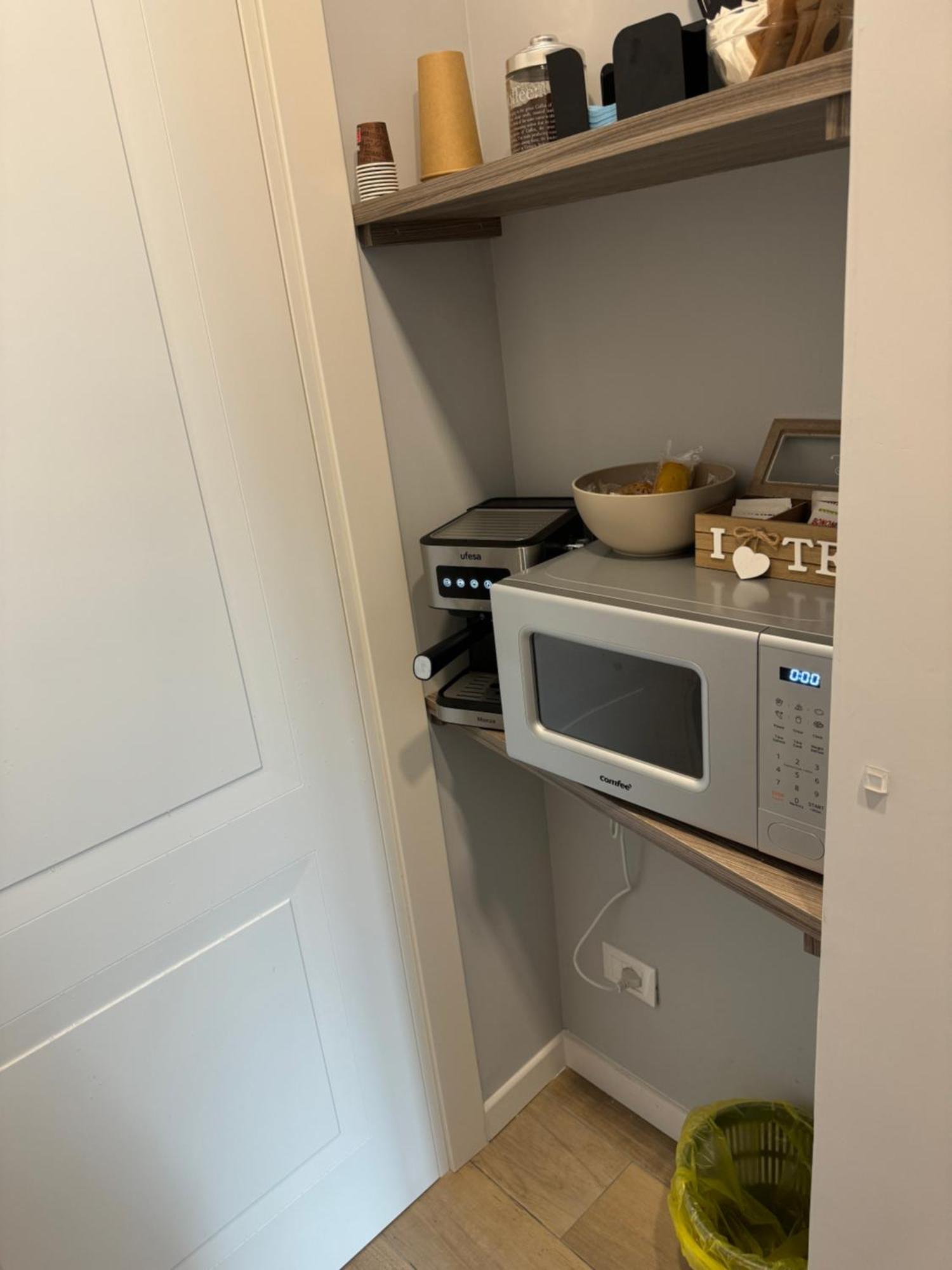 Отель Niky House Roma Экстерьер фото